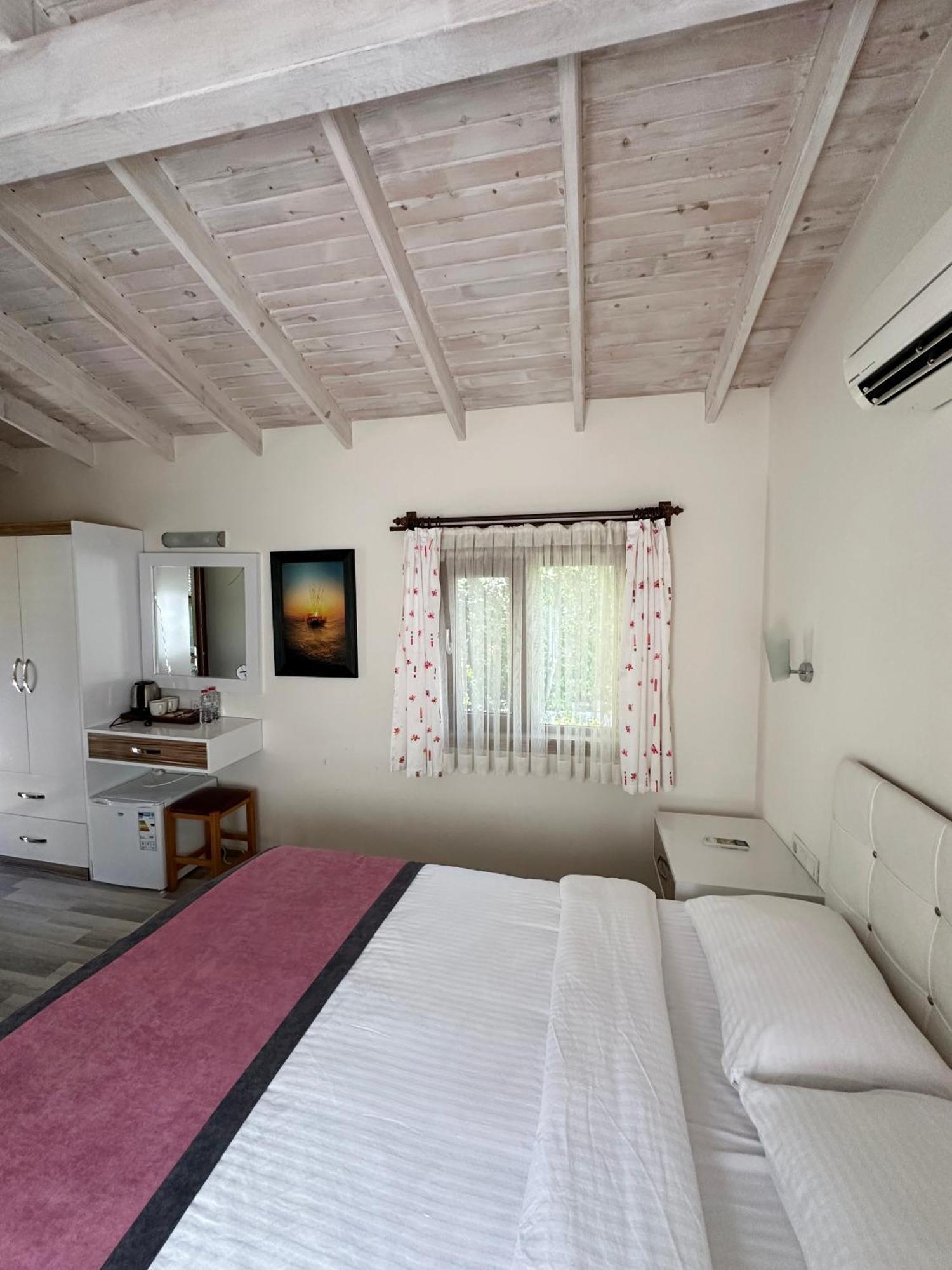 Azur Hotel Çıralı Εξωτερικό φωτογραφία